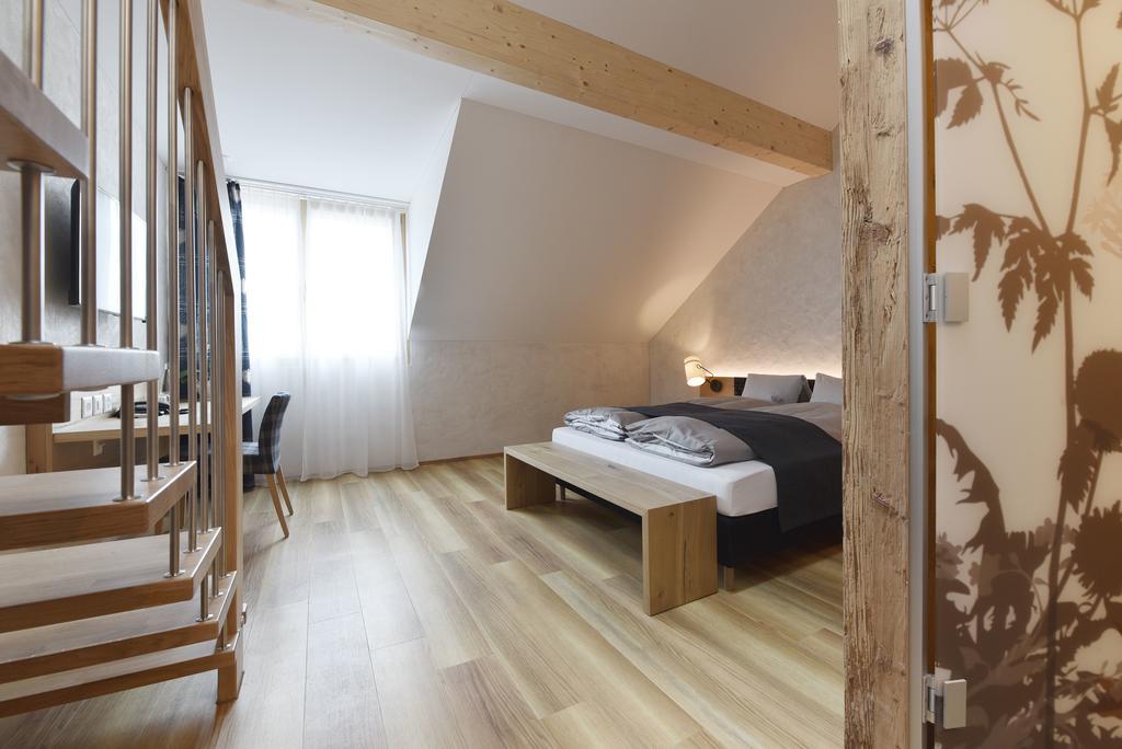 Landgasthof Kreuz - Der Zwischenstopp Mit Herz Auf Dem Weg In Den Suede Kappel bei Olten Bagian luar foto